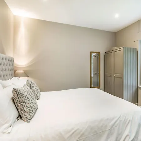 2 Bed In York Oc-84000 * Crayke